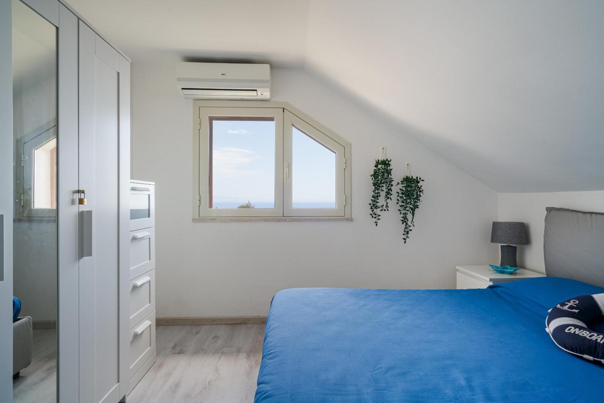 La Goccia Sul Mare Apartment Letojanni Ngoại thất bức ảnh
